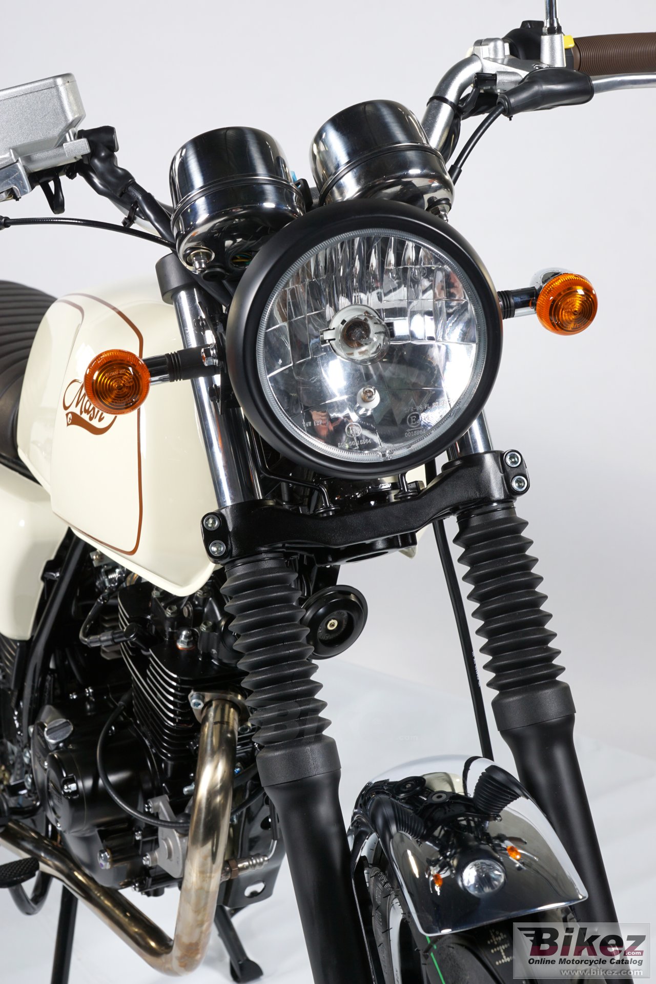 Thumbnail for Mash 125 Brown Edition 2019