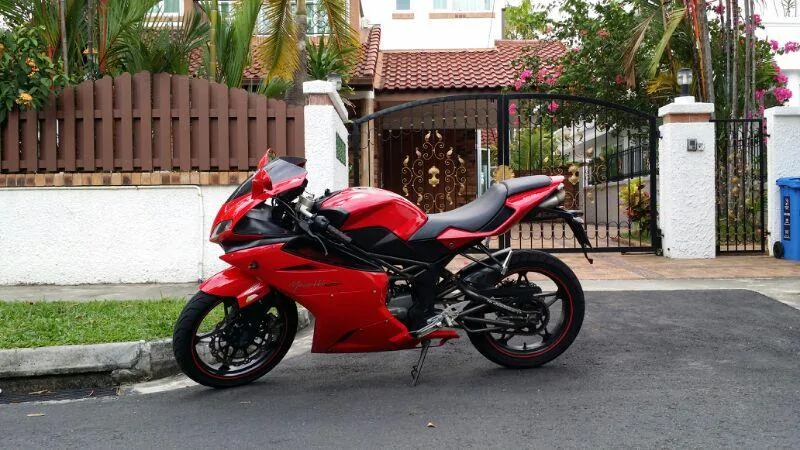 Megelli Sportbike 125 r