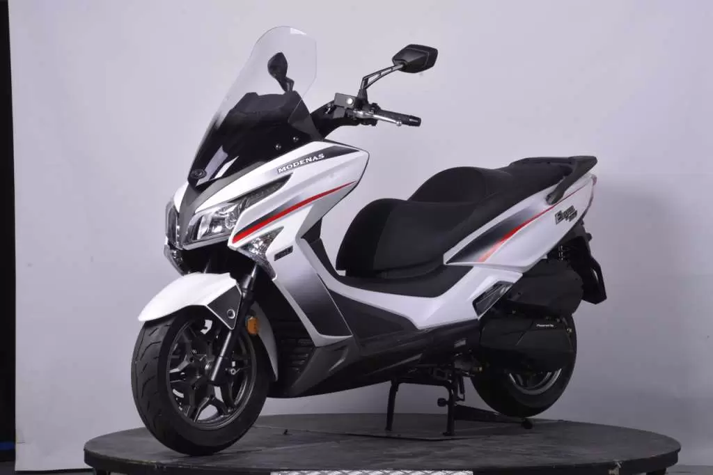 Modenas Elegan 250
