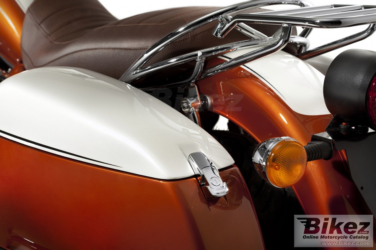 Thumbnail for Moto Guzzi California 90 Anniversary 2012