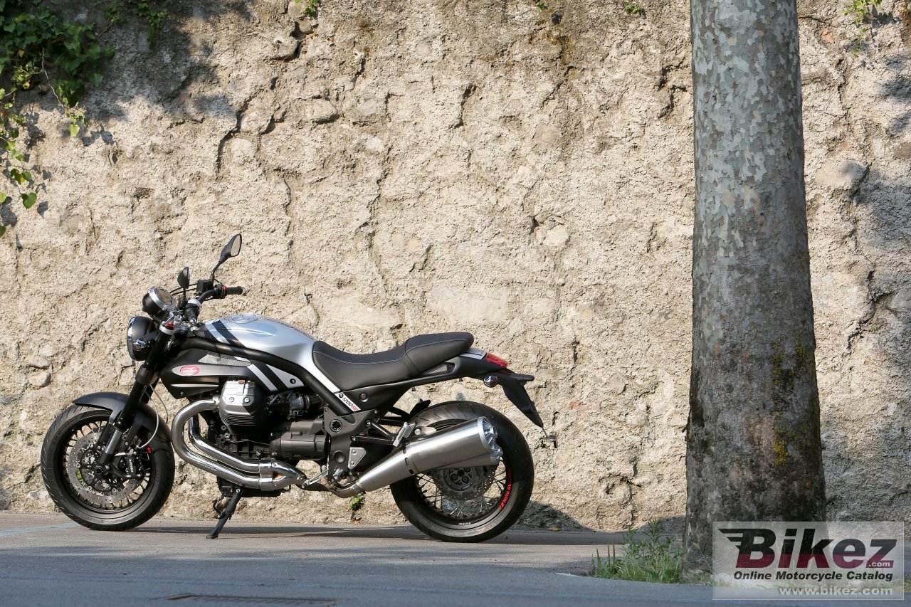 Thumbnail for Moto Guzzi Griso 8V SE 2014