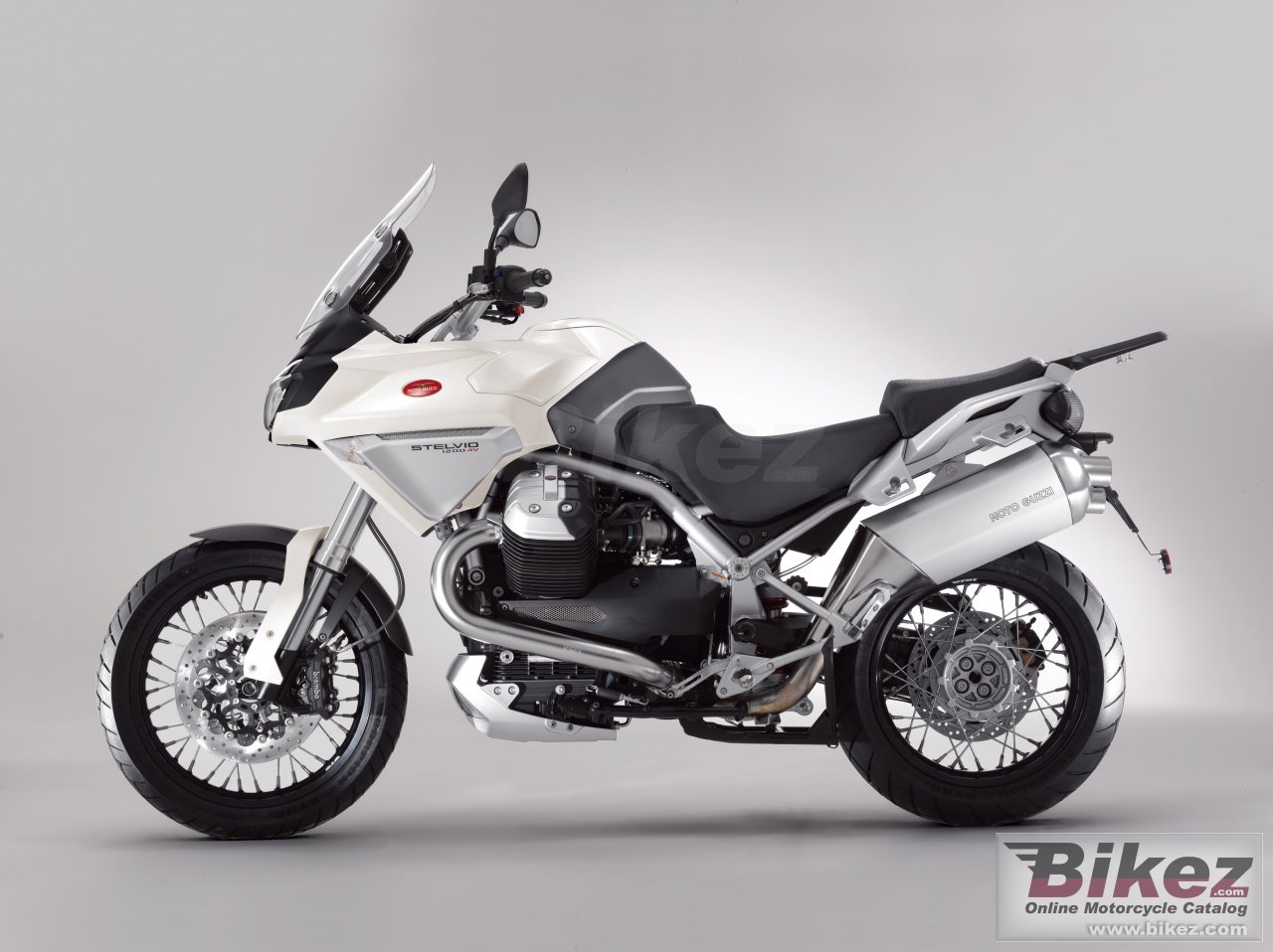 Thumbnail for Moto Guzzi Stelvio 1200 4V 2009