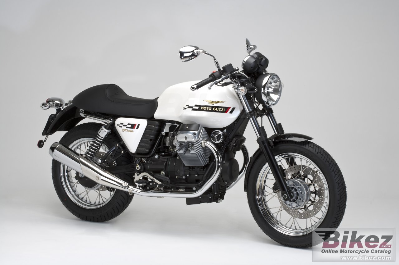 Thumbnail for Moto Guzzi V7 Cafe Classic 2012