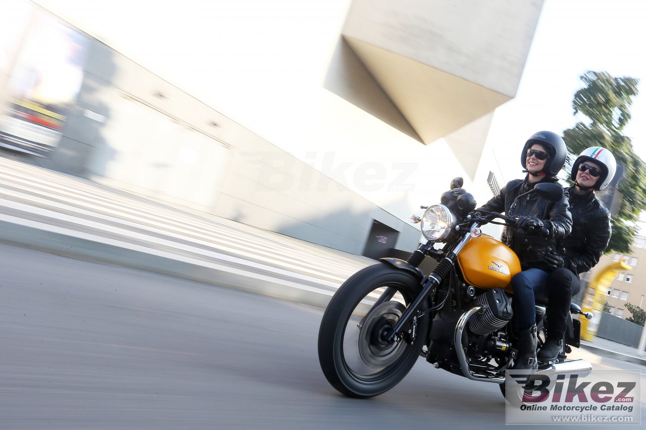 Thumbnail for Moto Guzzi V7 II Stone 2015