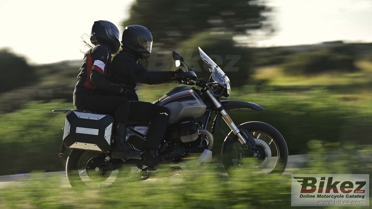 Thumbnail for Moto Guzzi V85 TT Travel 2023