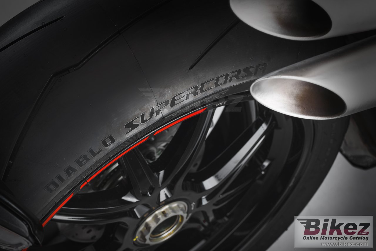 Thumbnail for MV Agusta Brutale 1000 RR 2022