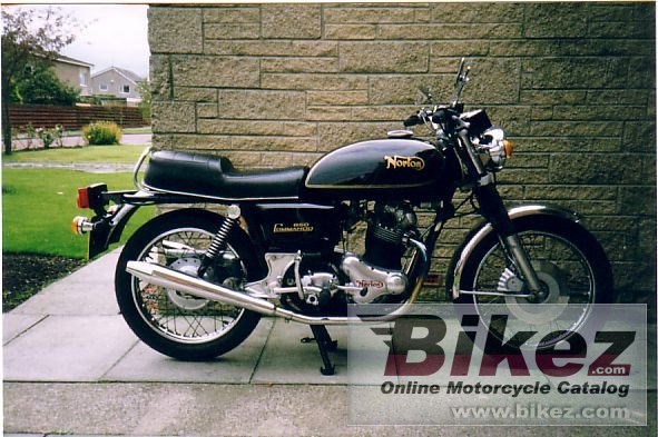 Norton Commando 850 Interstate