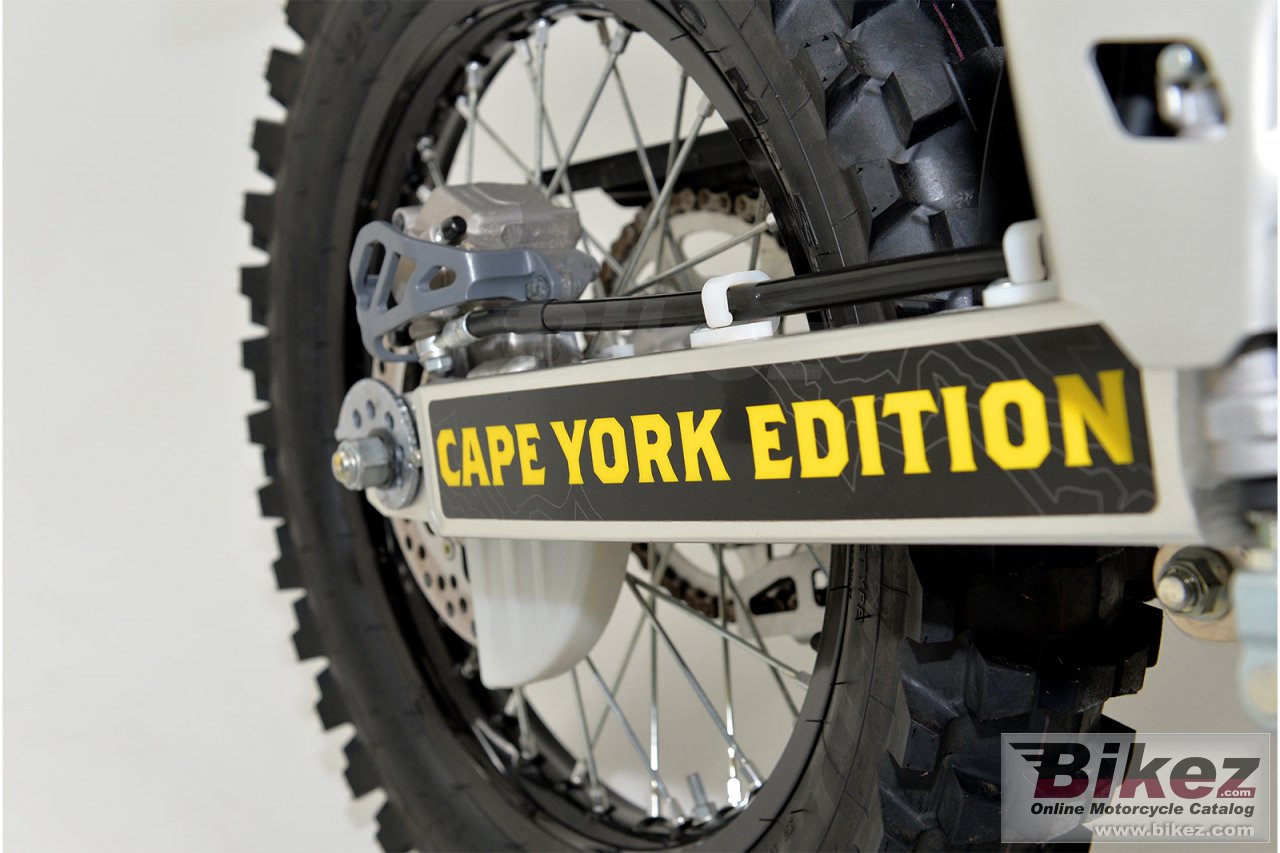 Thumbnail for Suzuki DR-Z400E Cape York 2023