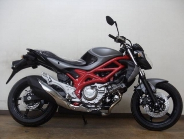 Suzuki Gladius 400 ABS