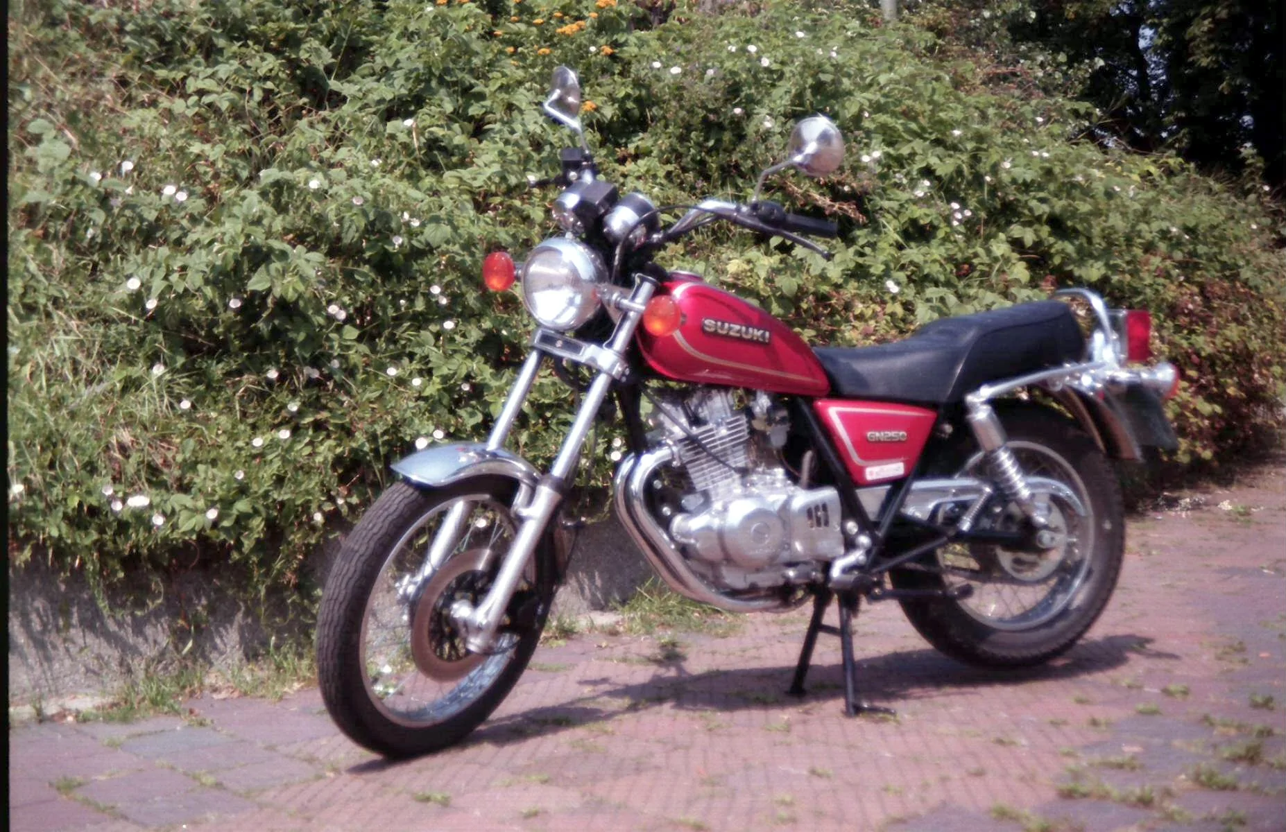 Suzuki GN 250