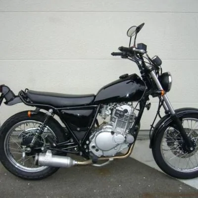 Suzuki Grass Tracker