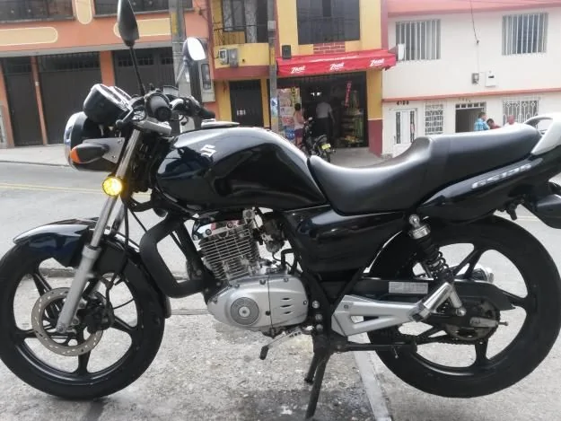 Suzuki GS 125