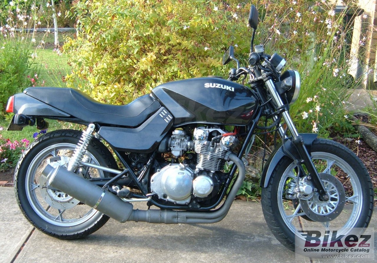 Suzuki GS 550 M Katana