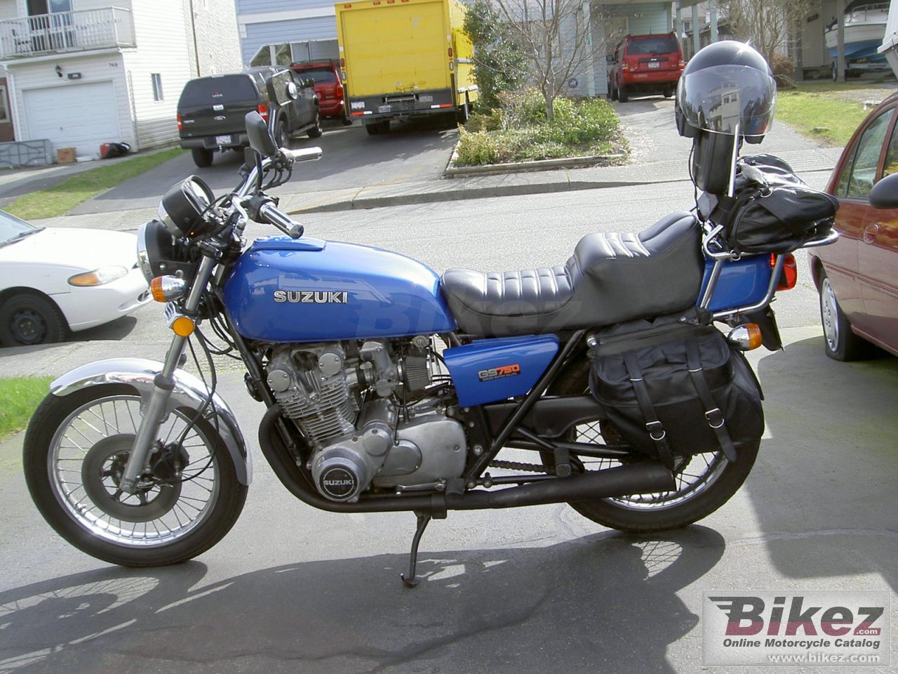 Suzuki GS 750