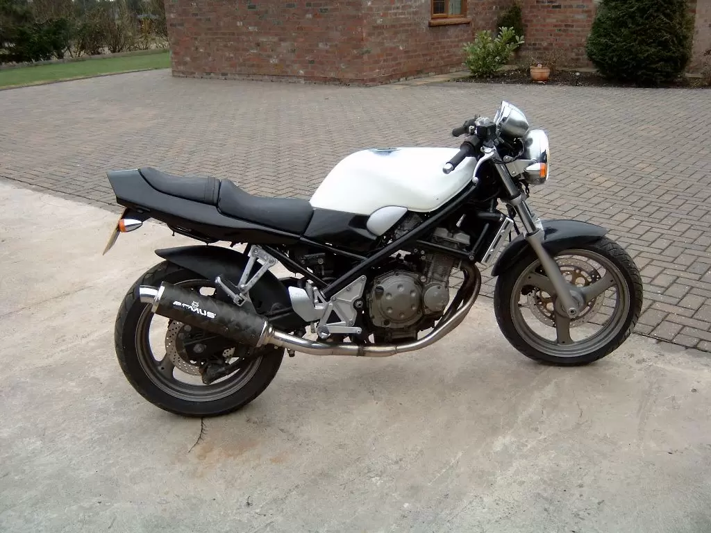 Suzuki GSF 250 V Bandit