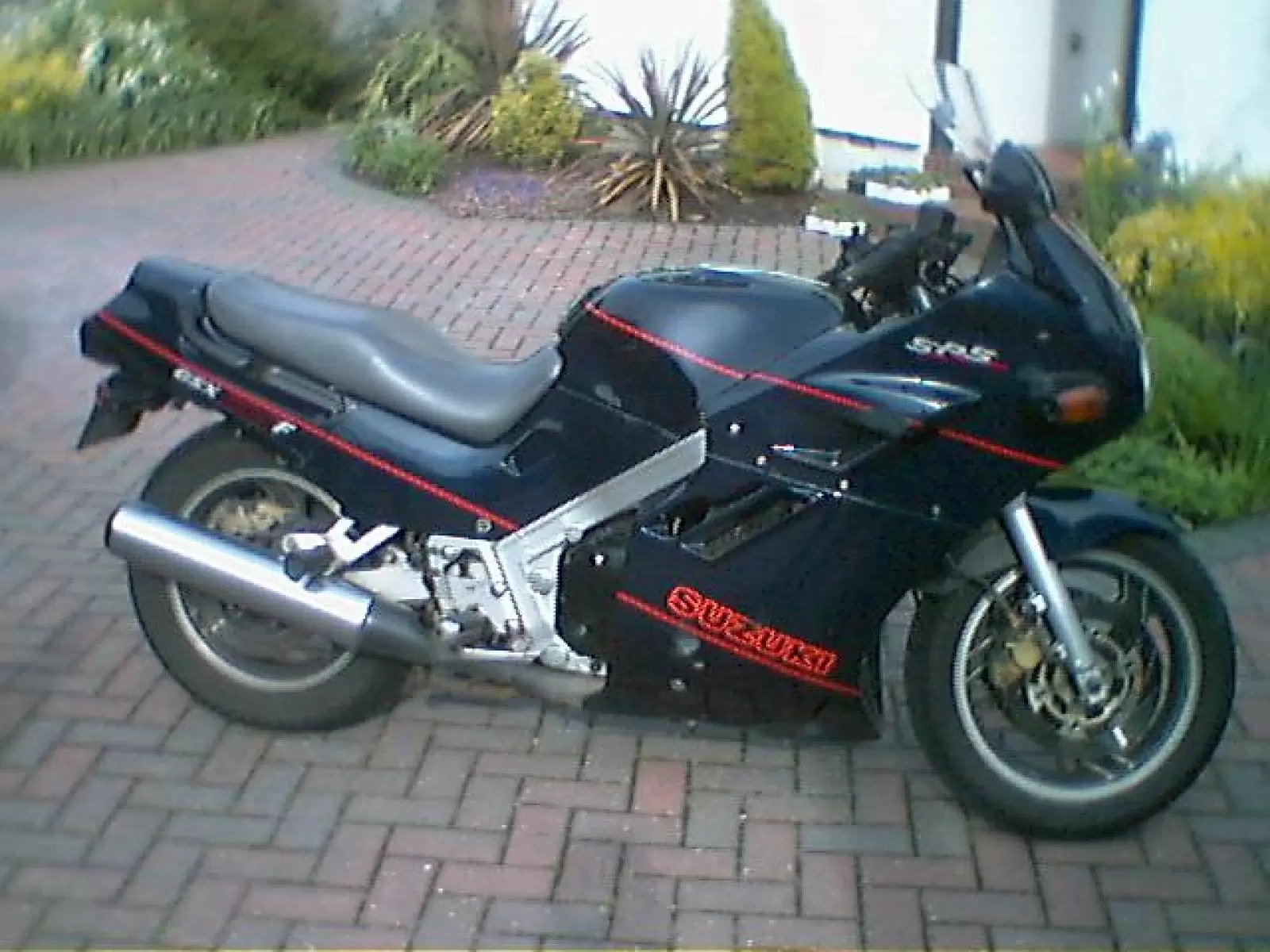 Suzuki GSX 1100 E