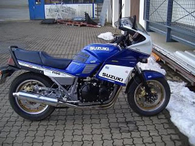 Suzuki GSX 1100 EF