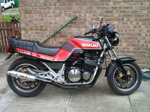 Suzuki GSX 250 Traditional