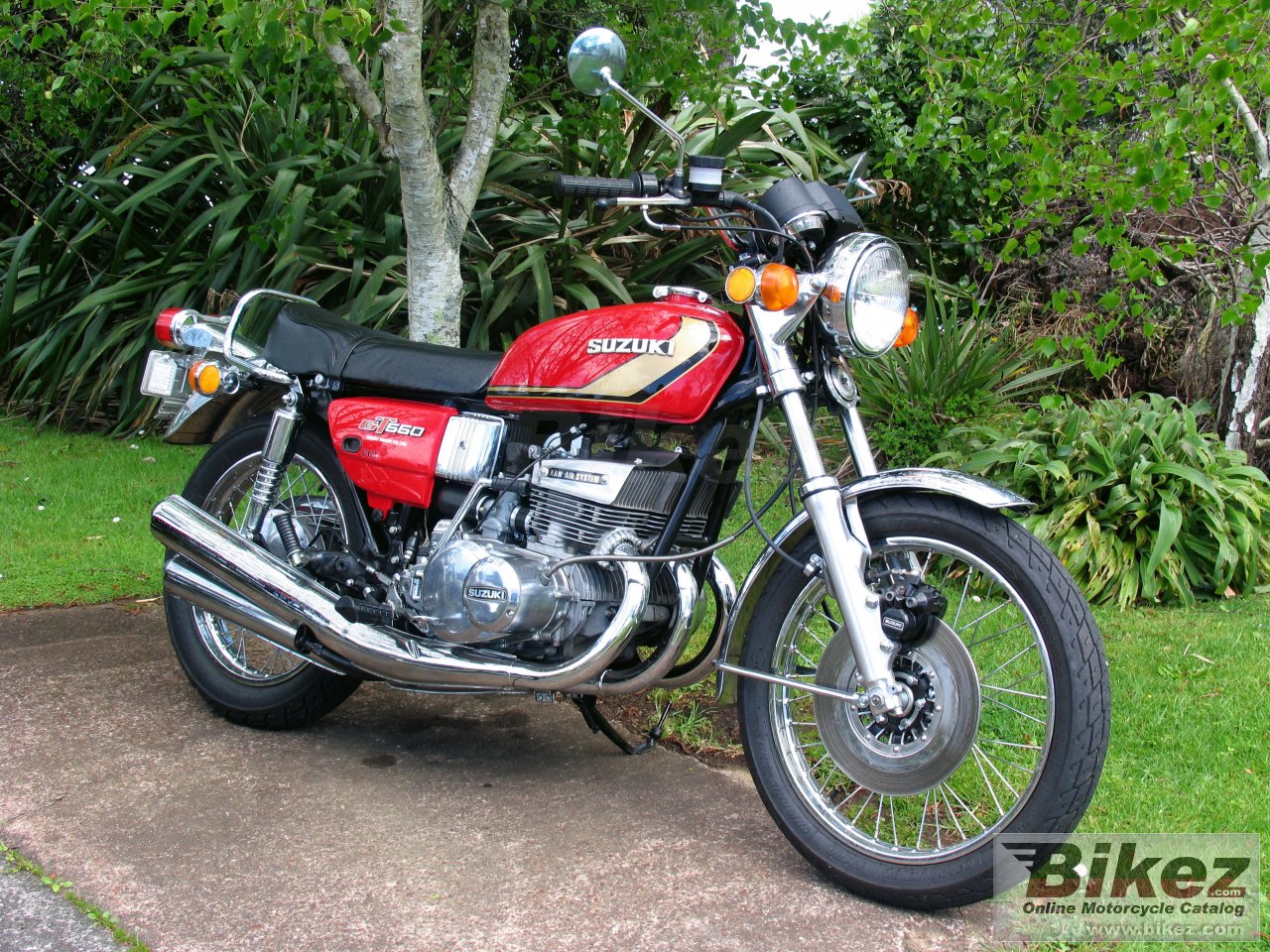 Suzuki GT 550