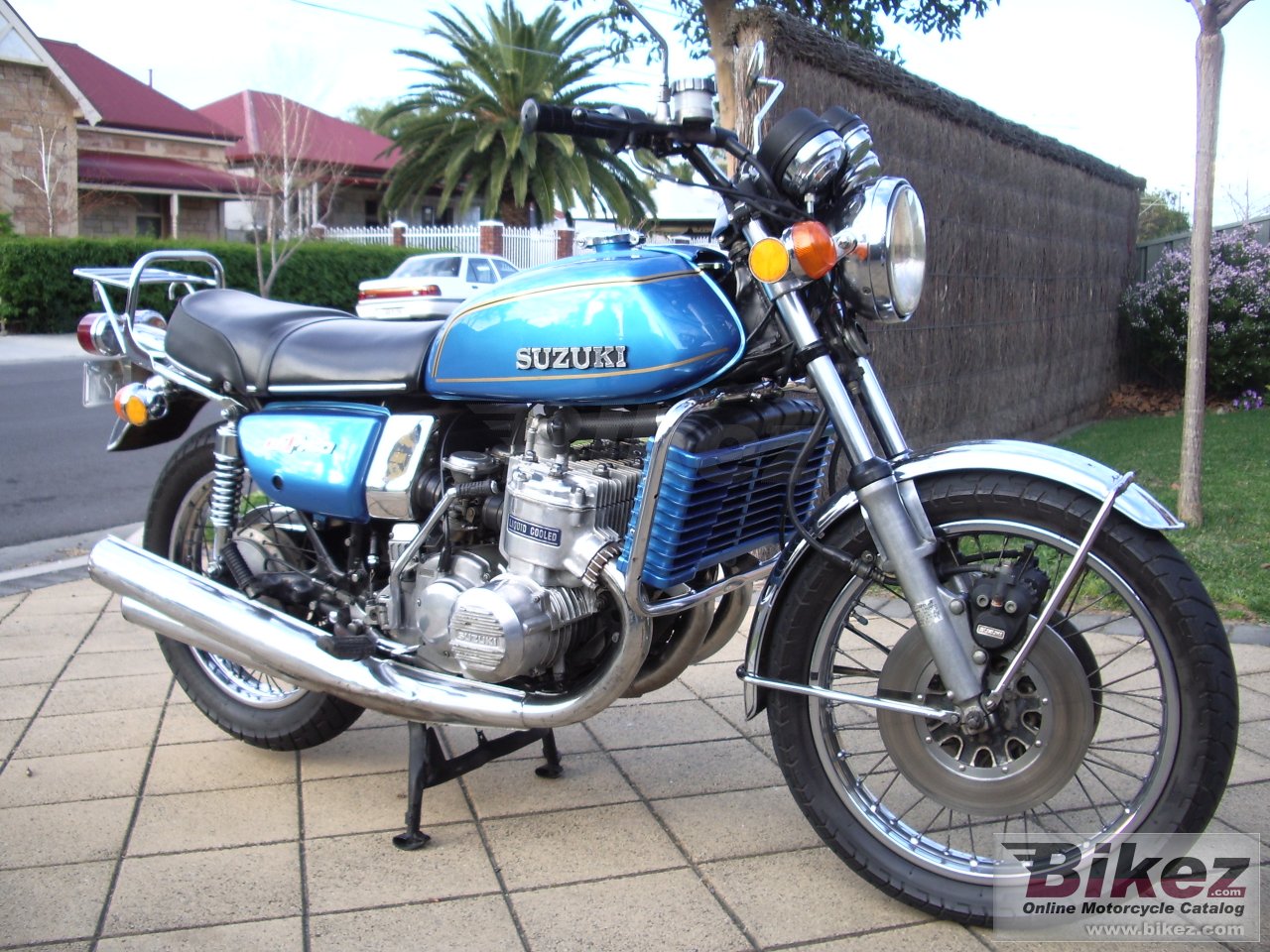 Suzuki GT 750