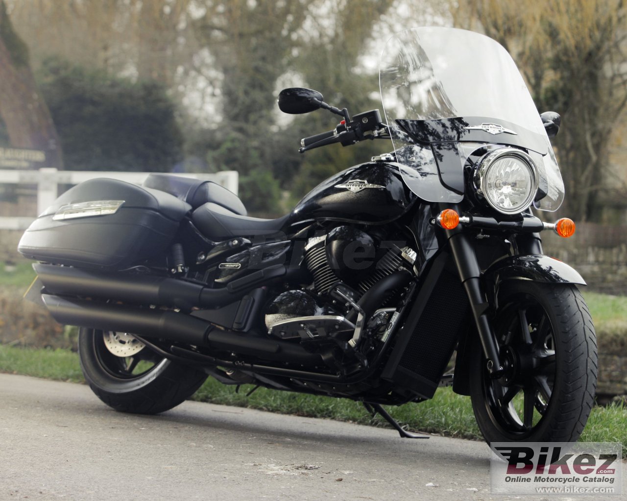 Suzuki Intruder C1500T B O S S