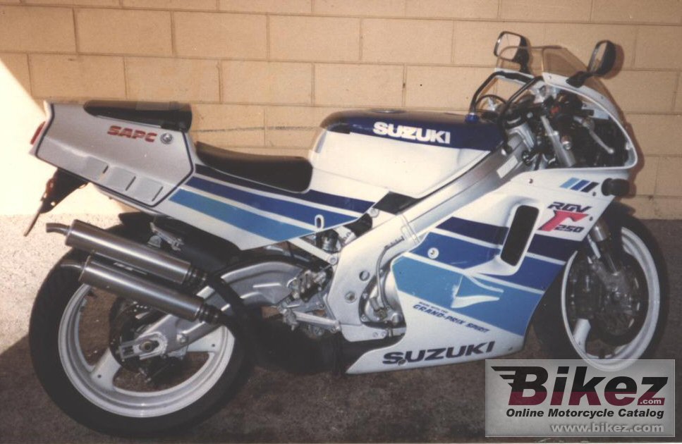 Suzuki RGV 250 Gamma
