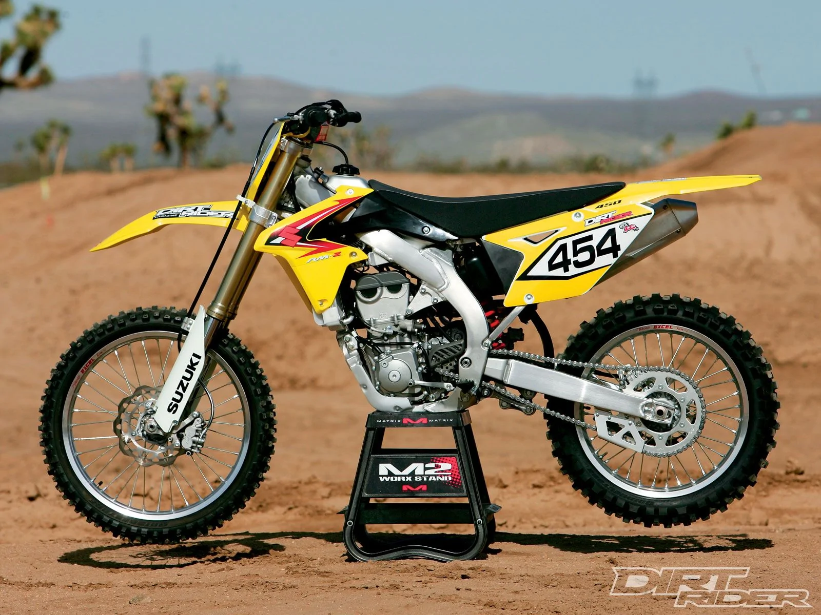 Thumbnail for Suzuki RMZ 450 2010