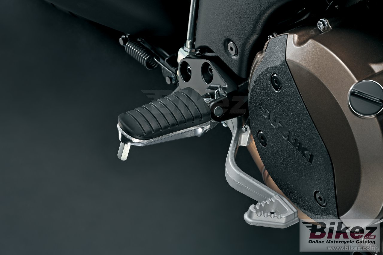 Thumbnail for Suzuki V-Strom 1050 2023