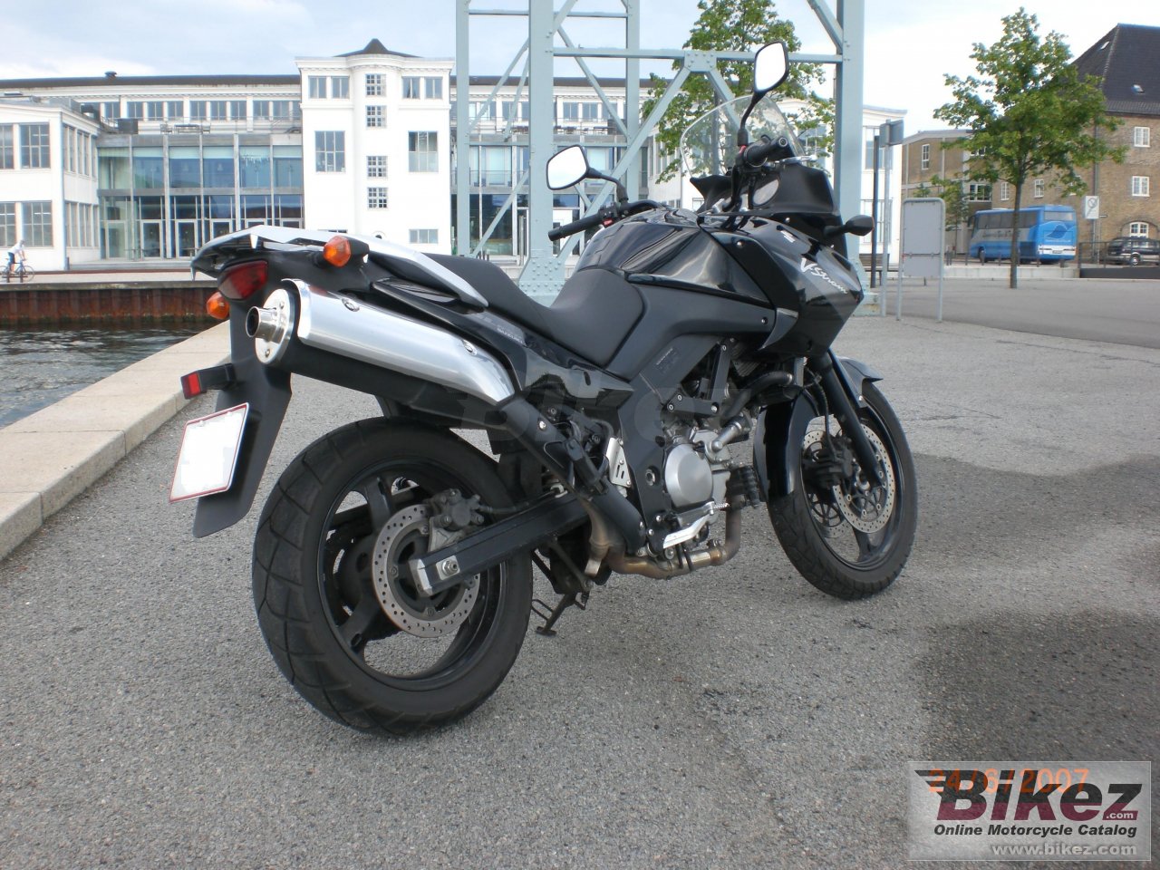 Thumbnail for Suzuki V-Strom 650 2005