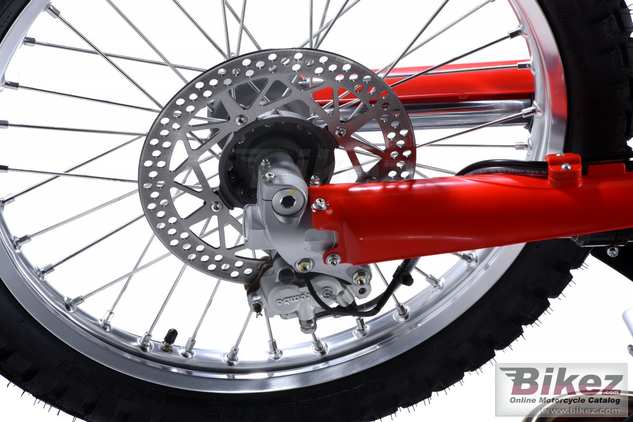 Thumbnail for SWM RS 650 R 2016