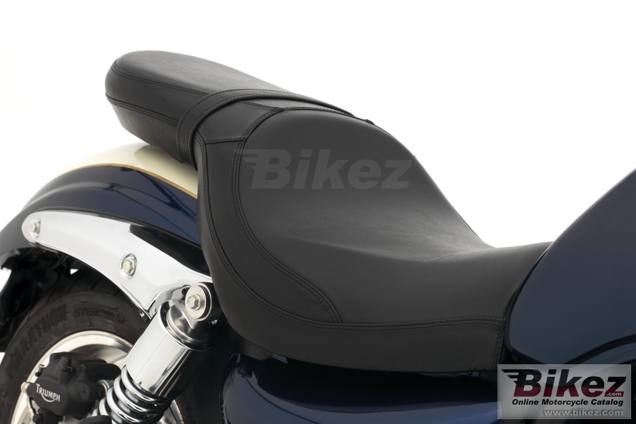 Thumbnail for Triumph Rocket III Classic 2007