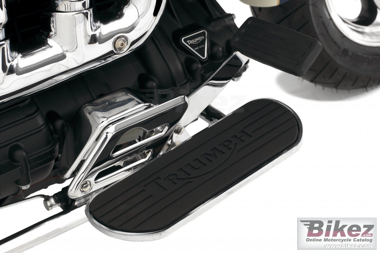 Thumbnail for Triumph Rocket III Classic 2007