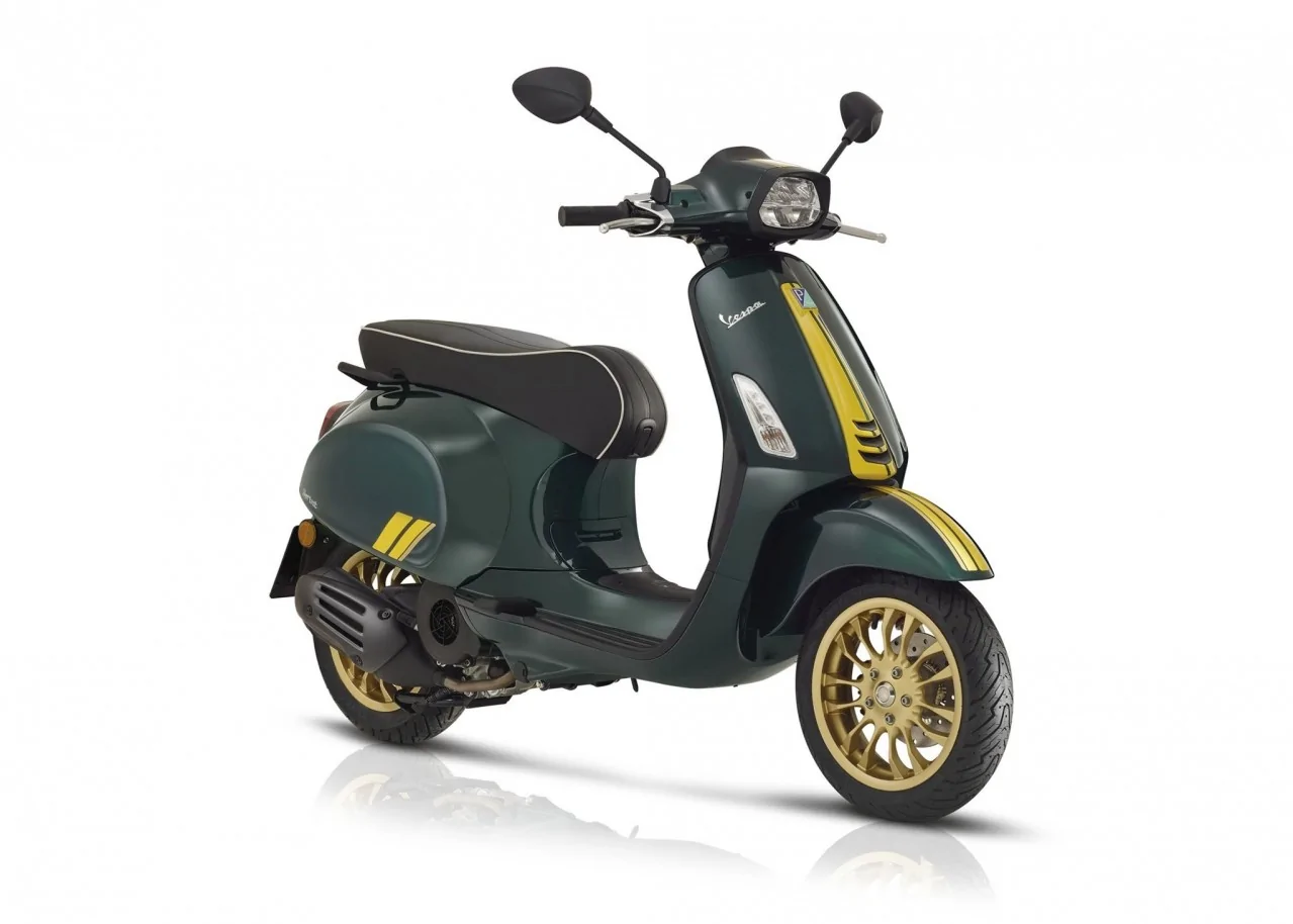 Thumbnail for Vespa GTS Super Racing Sixties 2020
