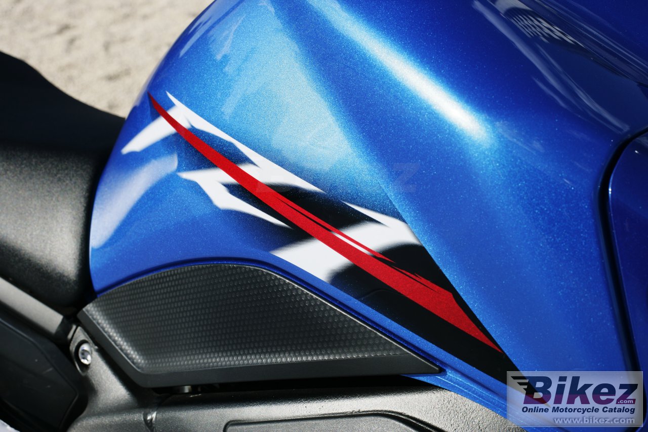 Thumbnail for Yamaha FZ1 2007