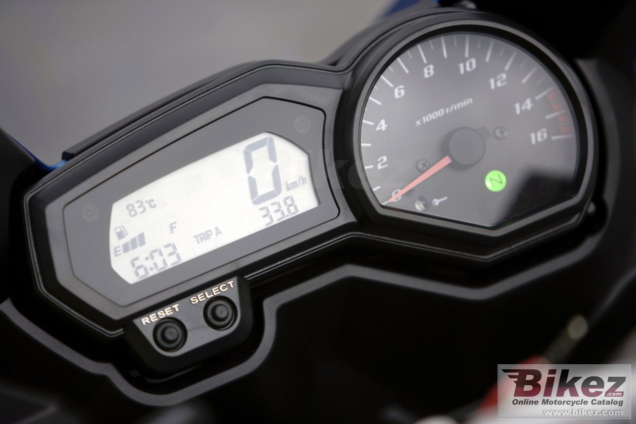 Thumbnail for Yamaha FZ6 Fazer S2 ABS 2009