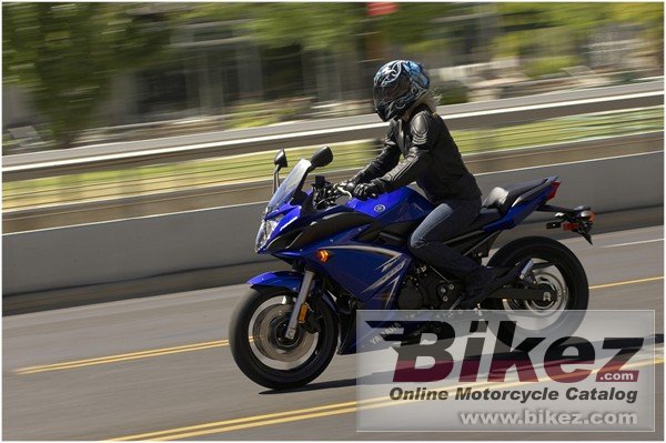 Thumbnail for Yamaha FZ6R 2009