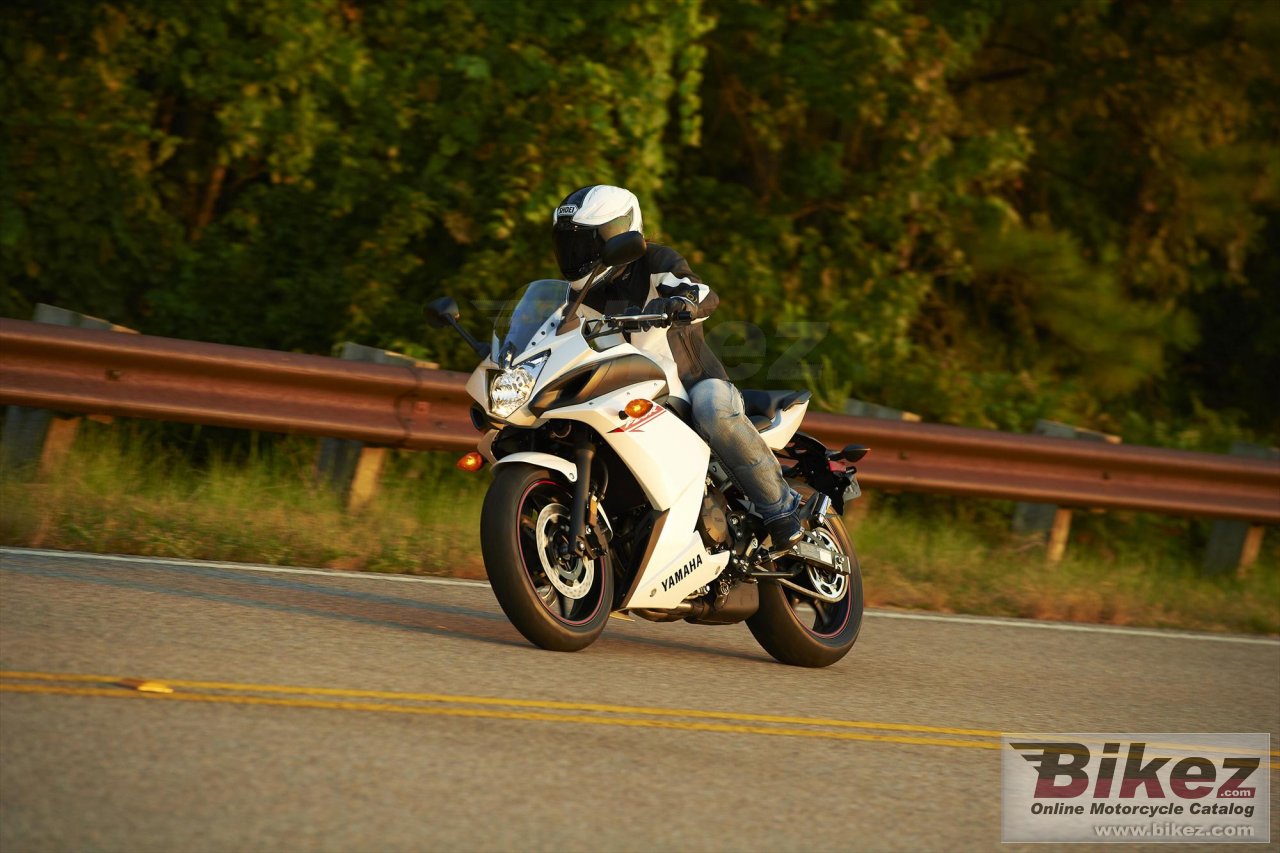 Thumbnail for Yamaha FZ6R 2012