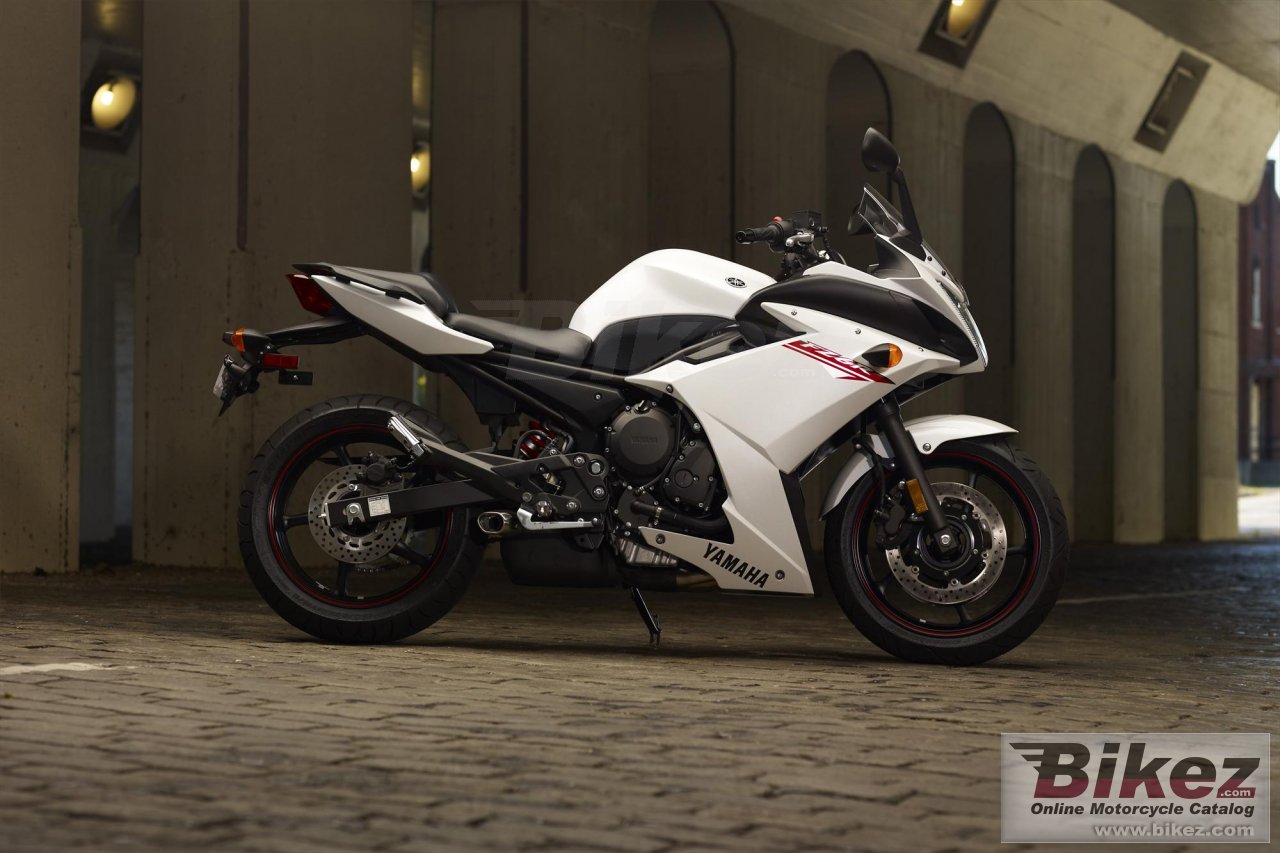 Thumbnail for Yamaha FZ6R 2012