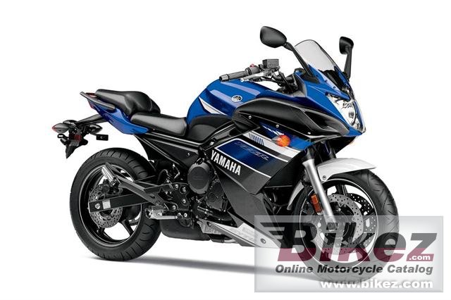 Yamaha FZ6R