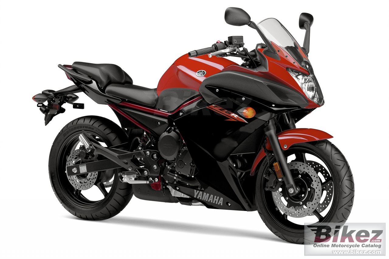 Yamaha FZ6R