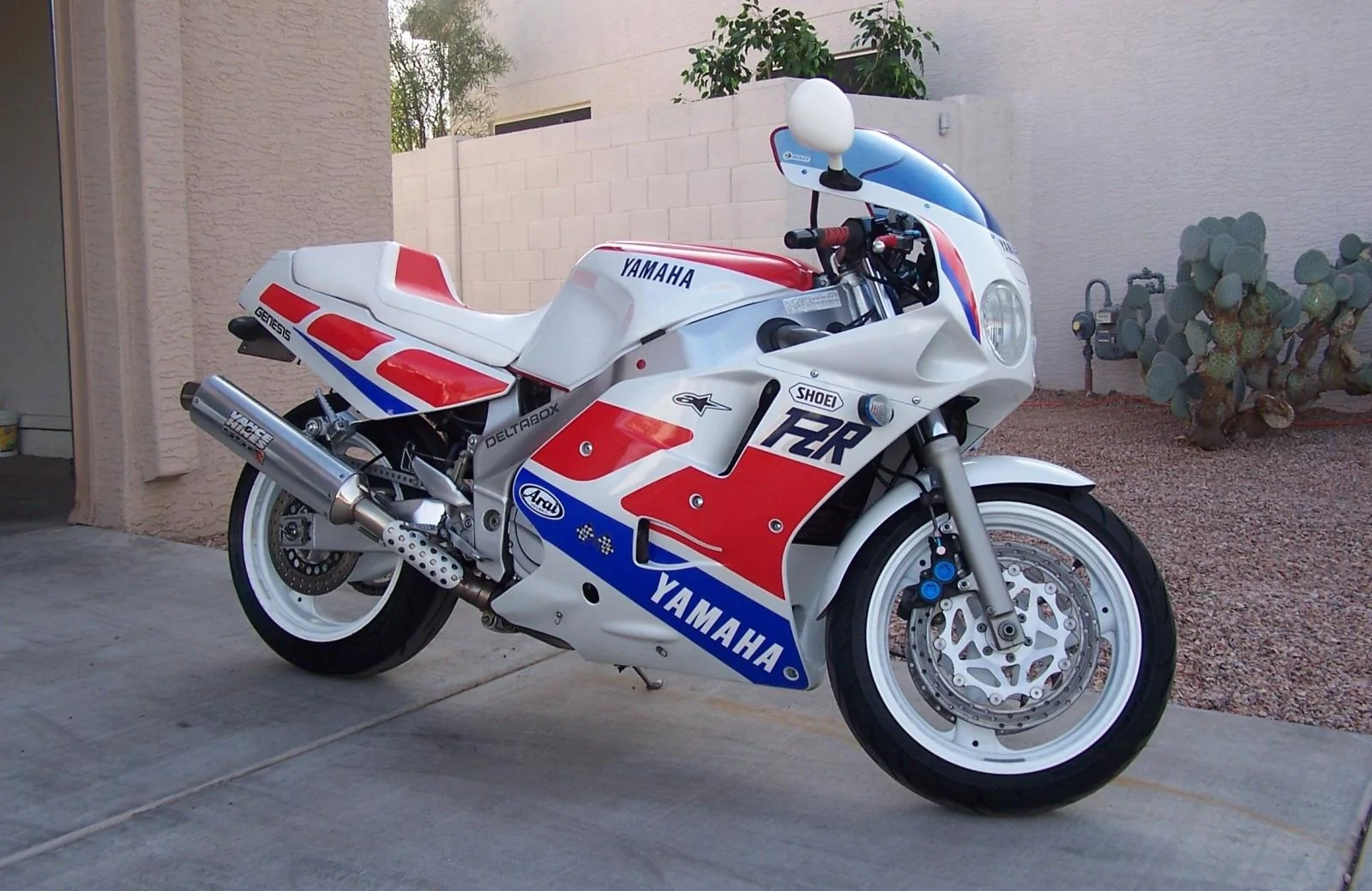 Thumbnail for Yamaha FZR 1000 1989