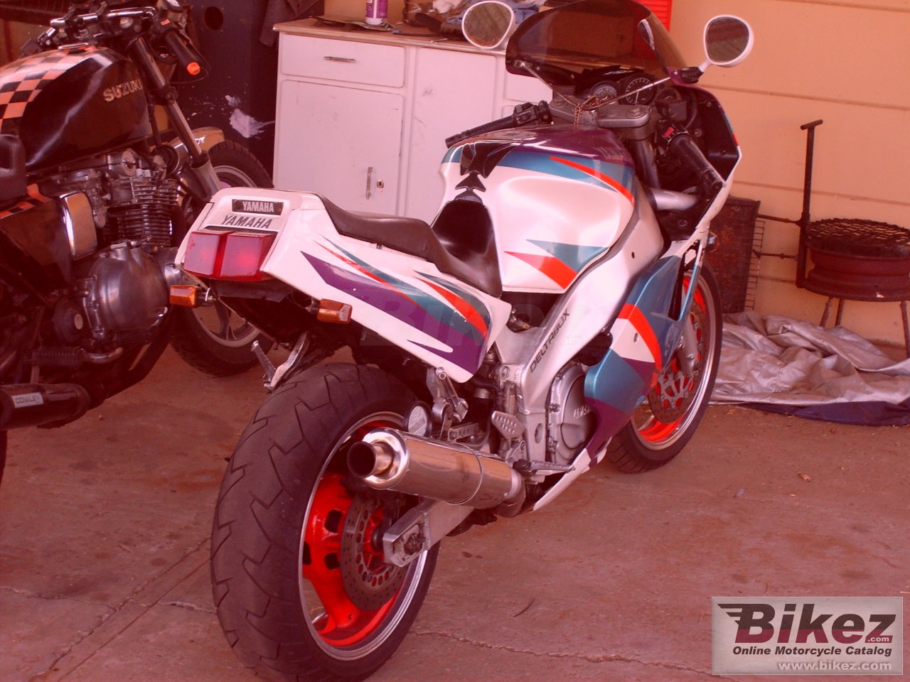 Thumbnail for Yamaha FZR 1000 1990
