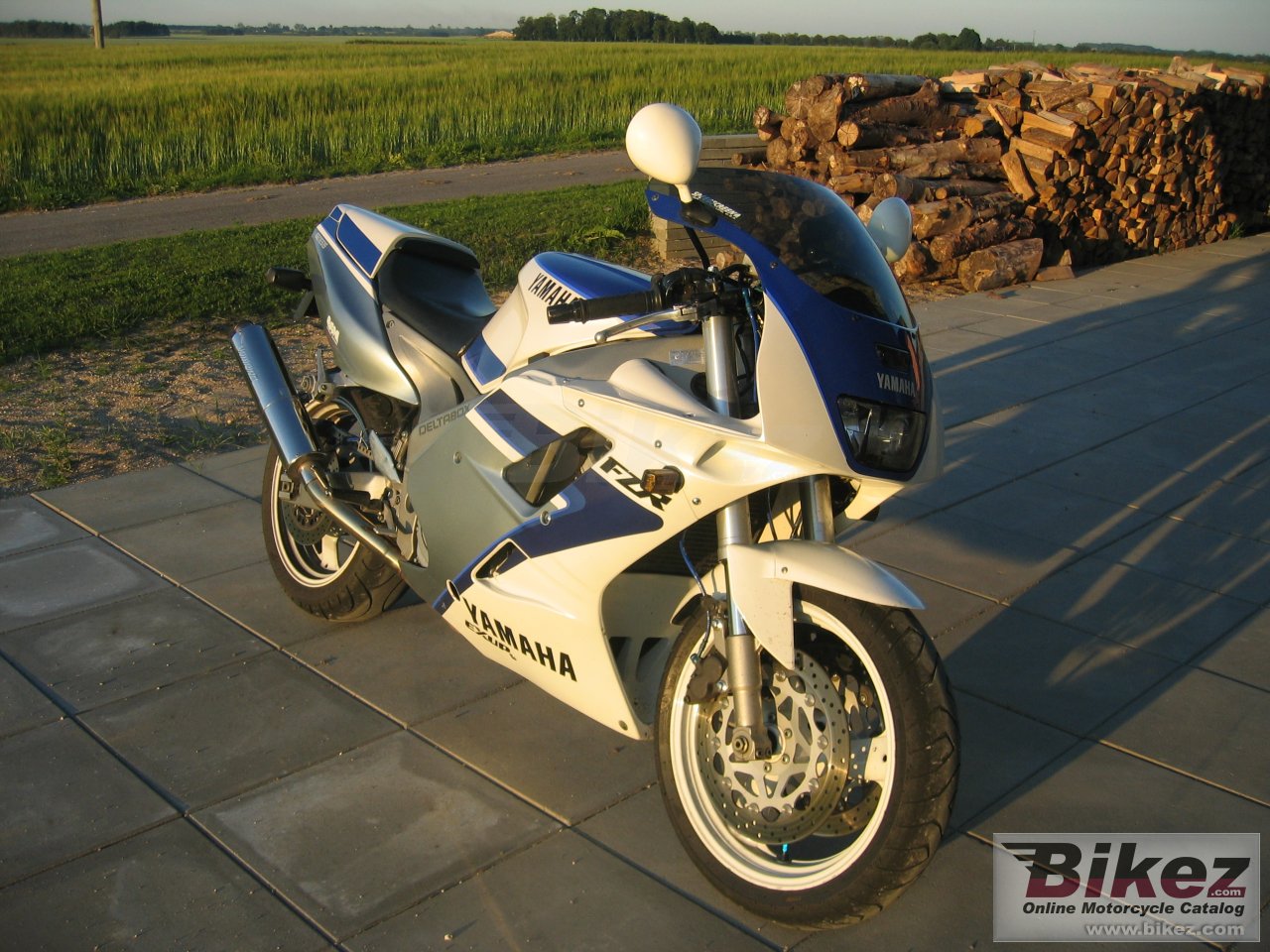 Thumbnail for Yamaha FZR 1000 1991