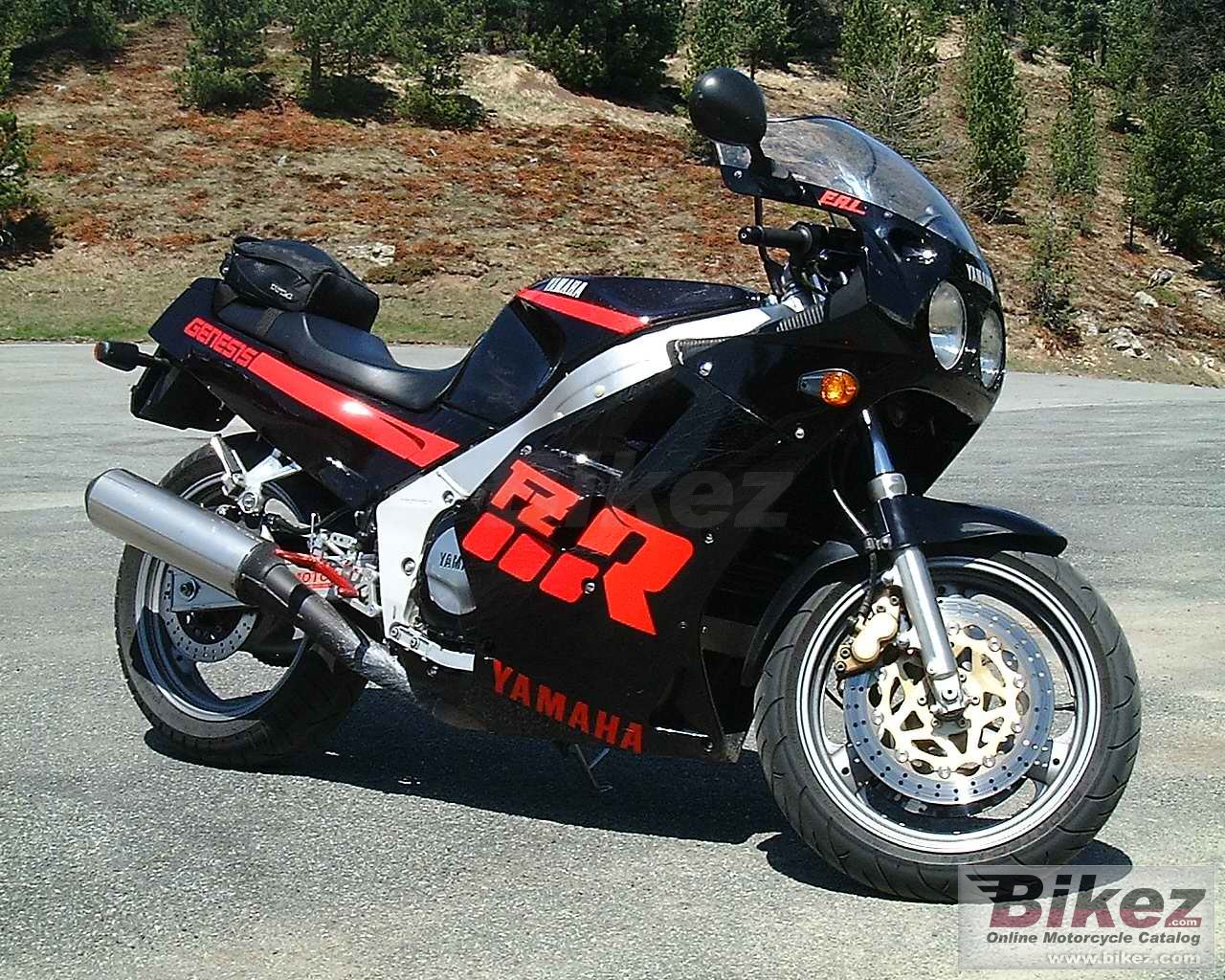 Yamaha FZR 1000 Genesis