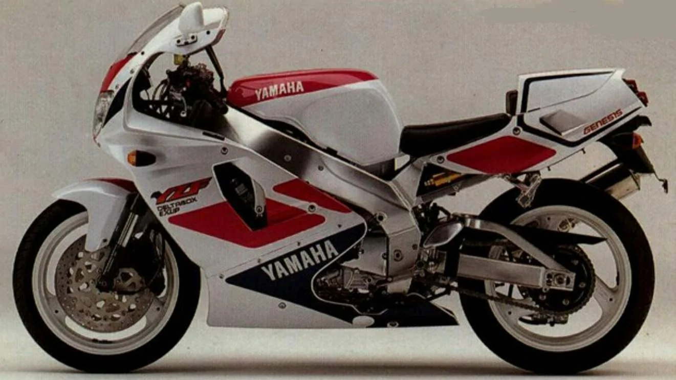 Yamaha FZR 750 R