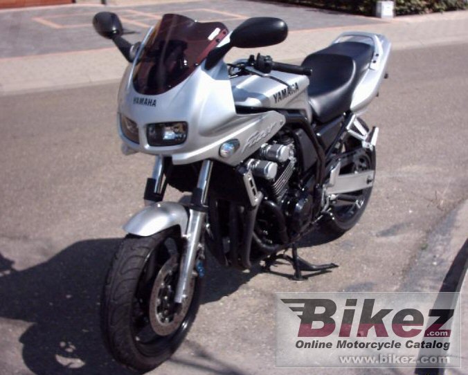 Yamaha FZS 600 S