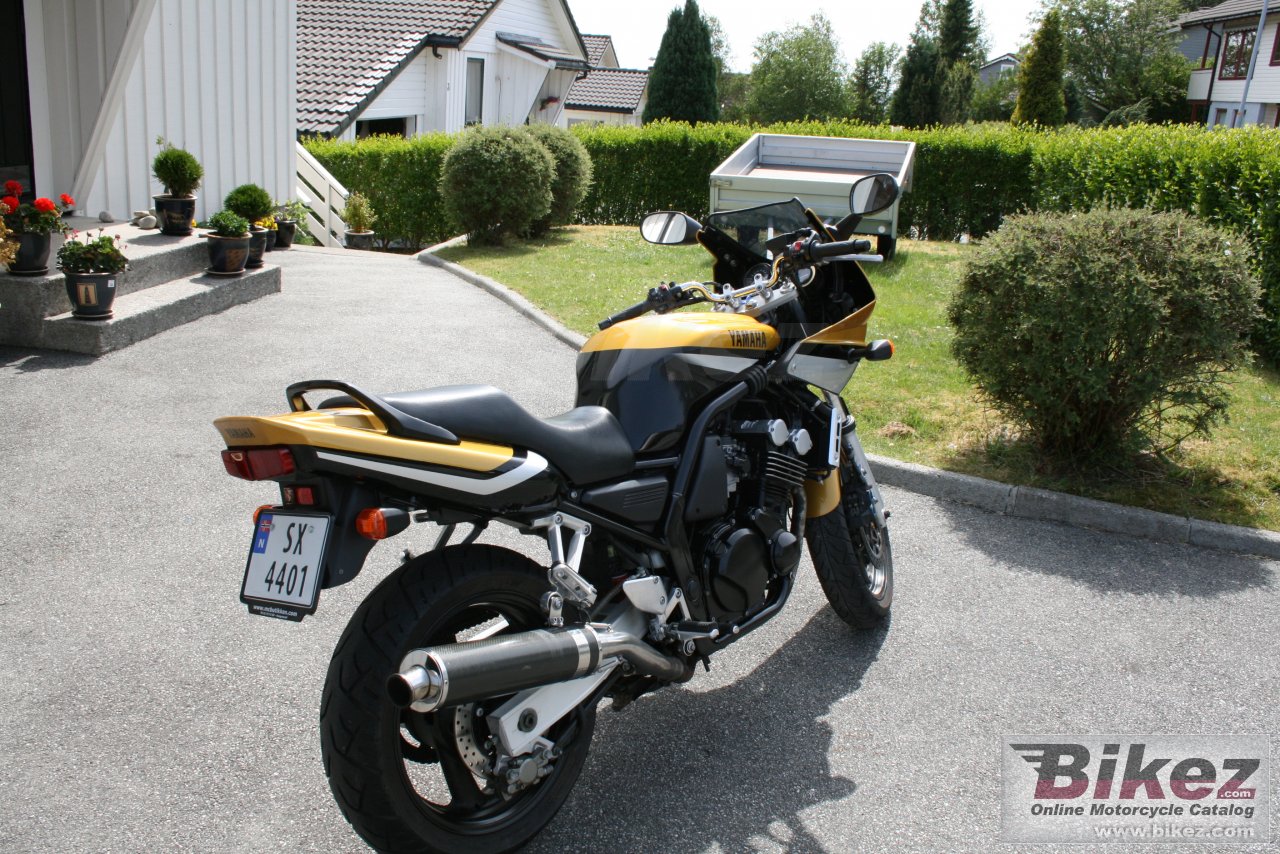 Thumbnail for Yamaha FZS 600 S Fazer 2001