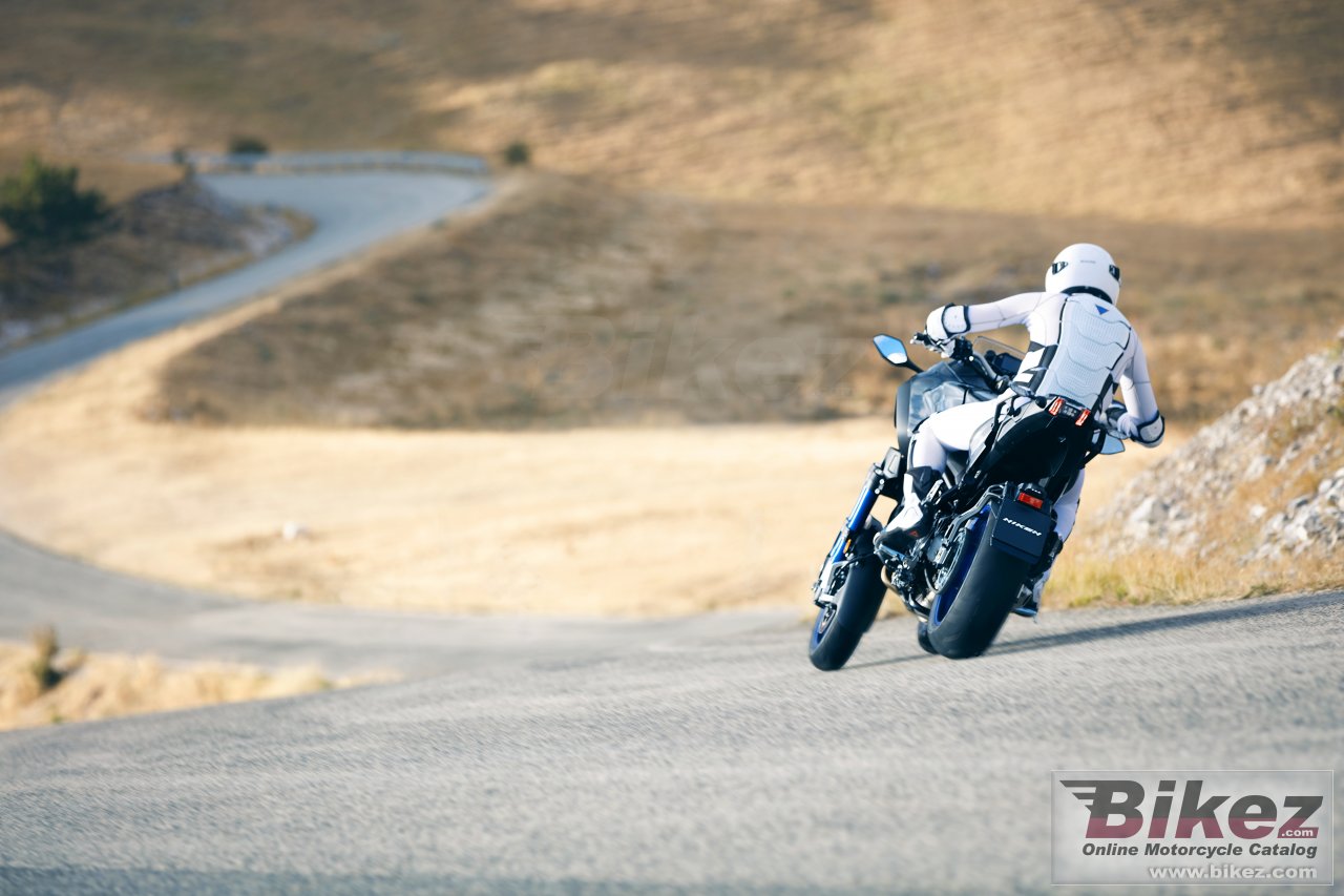 Thumbnail for Yamaha Niken 2018