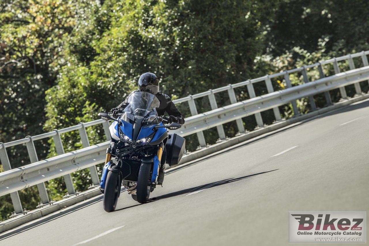 Thumbnail for Yamaha Niken GT 2019