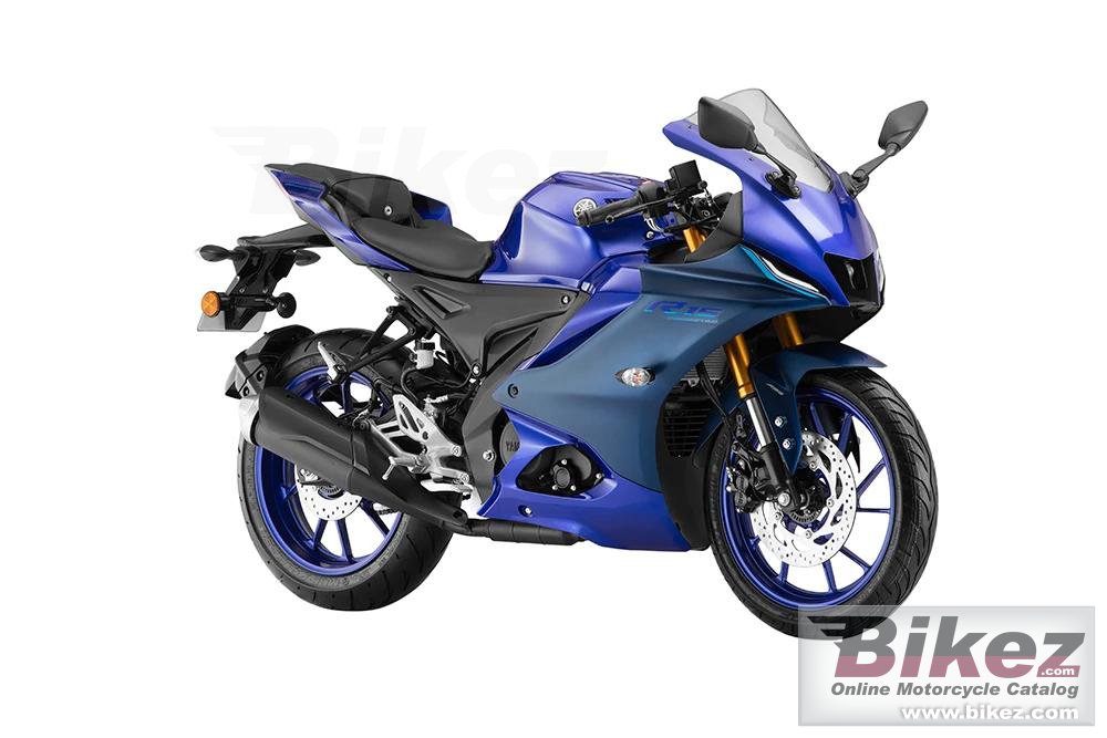 Yamaha R15 V4